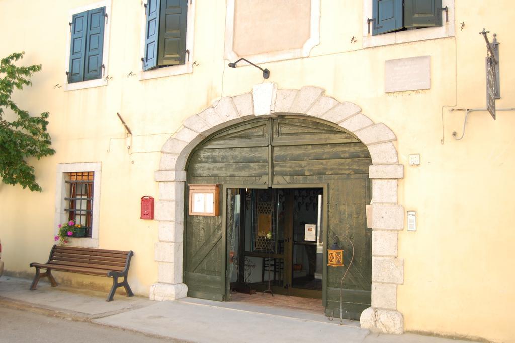 Agriturismo Borgovecchio Romans d'Isonzo Exteriör bild