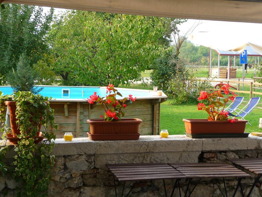 Agriturismo Borgovecchio Romans d'Isonzo Exteriör bild